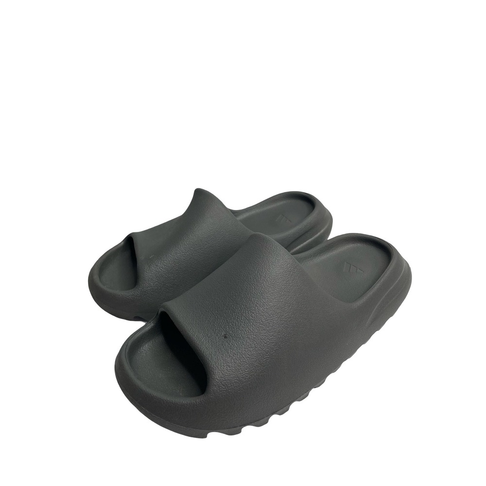 Adidas Yeezy slides Size 10 onyx